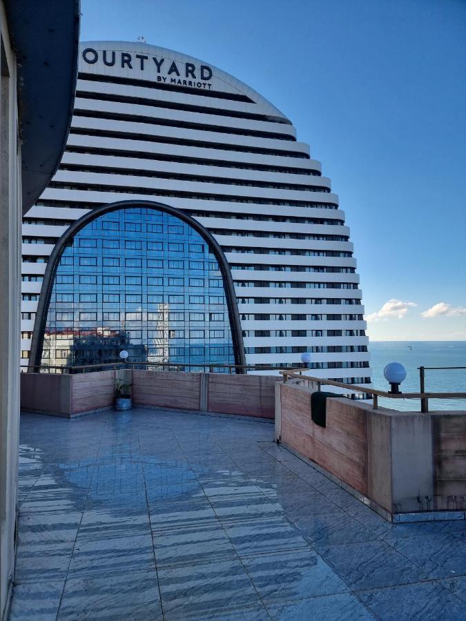 Darianna Batumi Hotell Exteriör bild