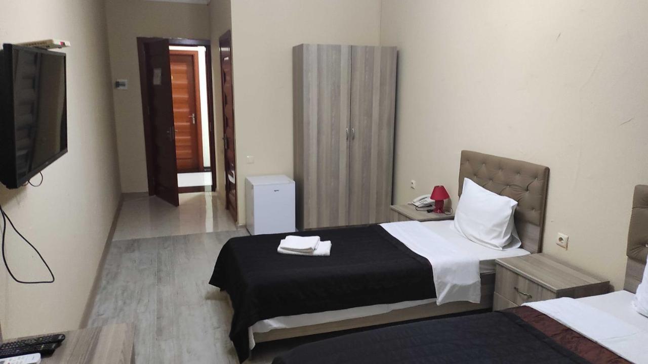 Darianna Batumi Hotell Exteriör bild