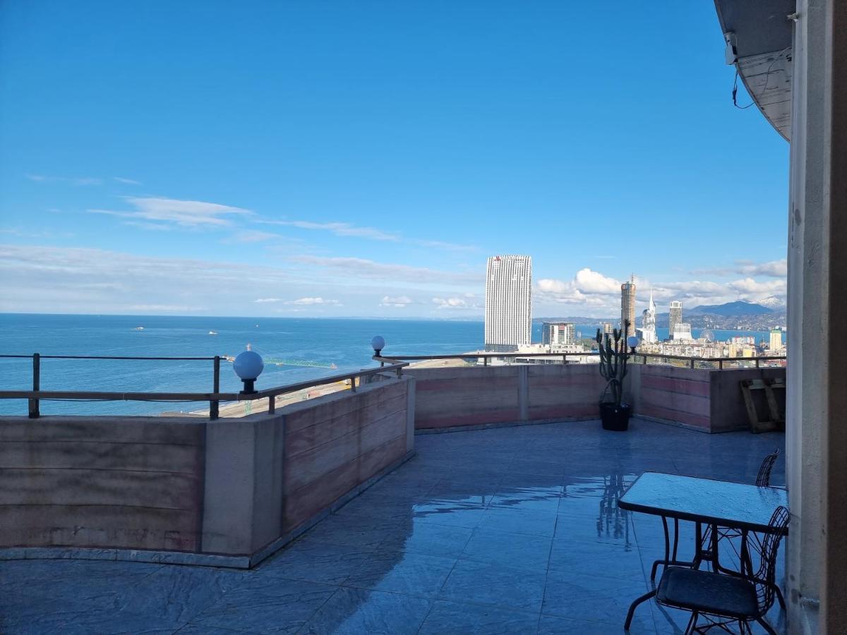 Darianna Batumi Hotell Exteriör bild