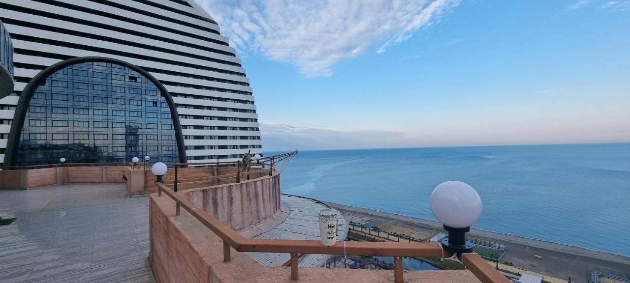 Darianna Batumi Hotell Exteriör bild